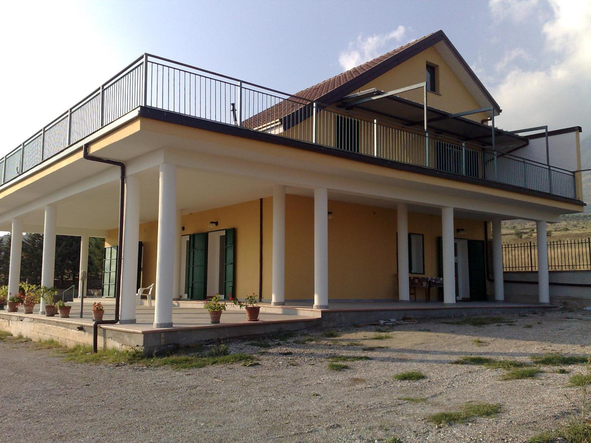 B&B La Petrosa Frascineto Exteriör bild